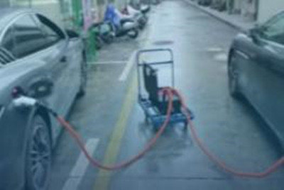 V2V Emergency Rescue and Charging Device